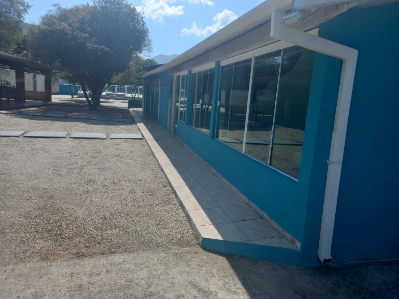 CHÁCARA COM 1.568 METROS NA REGIÃO DE PINDAMONHANGABA, S.P - Pindamonhangaba - 