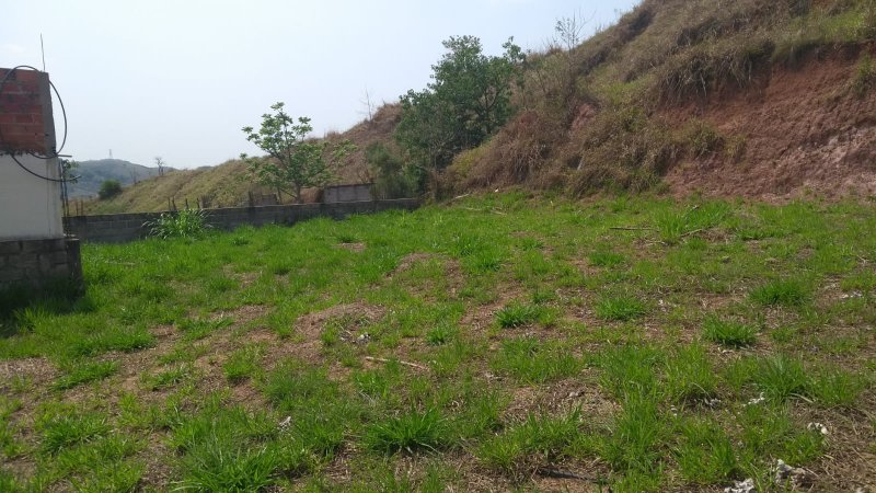 CHÁCARA COM 1.260 METROS EM SÃO JOSÉ DOS CAMPOS, S.P - São José dos Campos - 