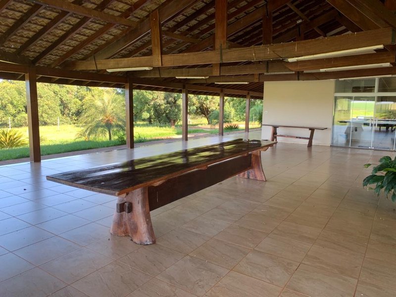 FAZENDA COM 7.183 HACTARES NA REGIÃO DE PATOS DE MINAS, MG - Patos de Minas - 