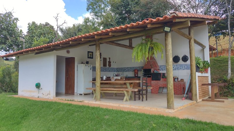 CHÁCARA COM 13.330 EM VIRGÍNIA COM BELA VISTA PRA SERRA, MG - VIRGINIA - 