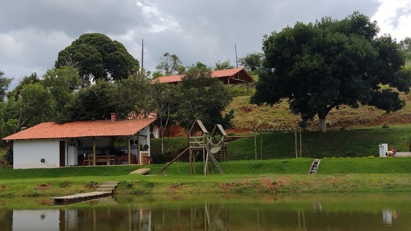 CHÁCARA COM 13.330 EM VIRGÍNIA COM BELA VISTA PRA SERRA, MG - VIRGINIA - 