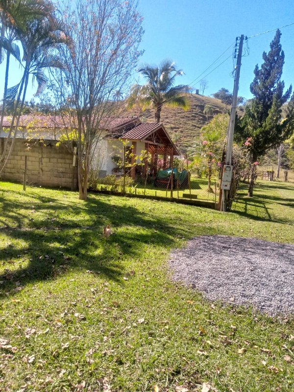 FAZENDA COM 110 HECTARES EM JACAREÍ, S.P - Jacareí - 