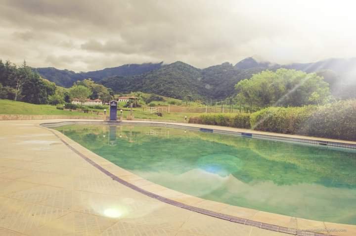 FAZENDA CENTENÁRIA COM 64 ALQUEIRES EM LORENA, S.P - Lorena - 