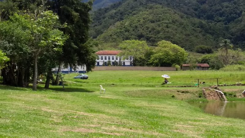 FAZENDA CENTENÁRIA COM 64 ALQUEIRES EM LORENA, S.P - Lorena - 