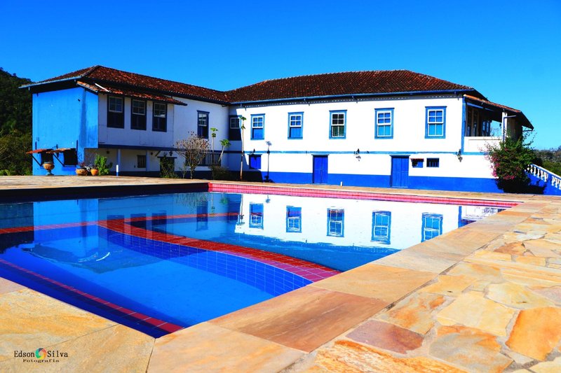 FAZENDA CENTENÁRIA COM 64 ALQUEIRES EM LORENA, S.P - Lorena - 