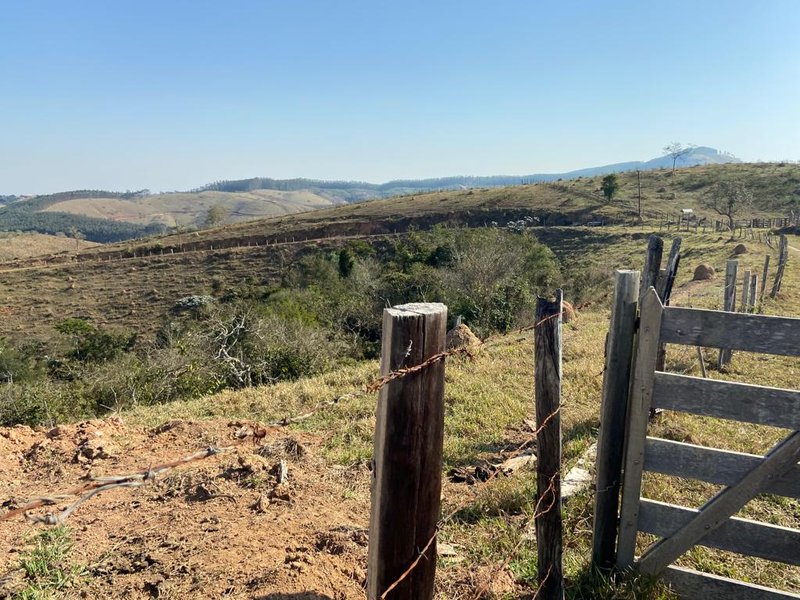ÁREA RURAL COM 2 HECTARES EM SÃO JOSÉ DOS CAMPOS, S.P - São José dos Campos - 