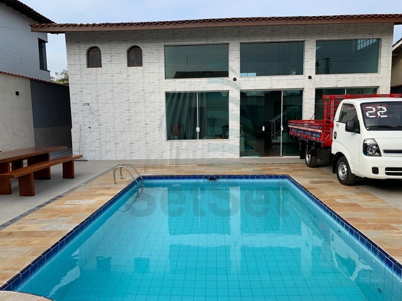 Sobrado com 6 suítes a venda - Jardim Virginia - Guarujá/SP - Guarujá - 