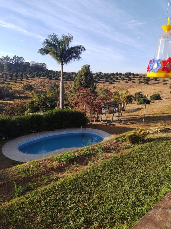 SÍTIO COM 8 ALQUEIRES DE PORTEIRA FECHADA EM TURVOLANDIA, M.G - TURVOLANDIA - 