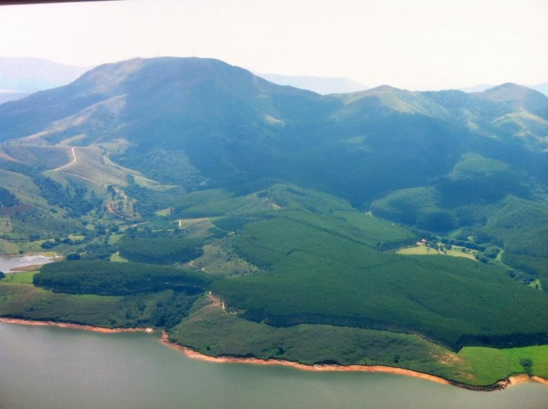 FAZENDA COM 350 HECTARES NA REGIÃO DE CARMO DO RIO CLARO, M.G - Carmo do Rio Claro - 