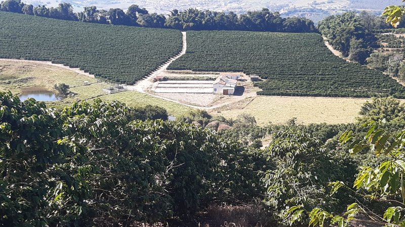 FAZENDA COM 350 HECTARES NA REGIÃO DE CARMO DO RIO CLARO, M.G - Carmo do Rio Claro - 