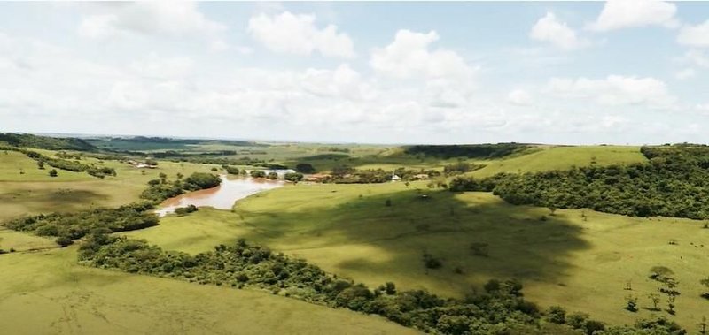 FAZENDA COM 3.363,80 HECTARES NA REGIÃO DE RIO CLARO, M.G - Carmo do Rio Claro - 