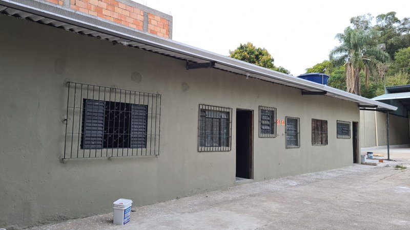 Galpão escritório com 4 salas e 2 banheiros 1000m² Rua José Vaz Guerreiro São Paulo - 