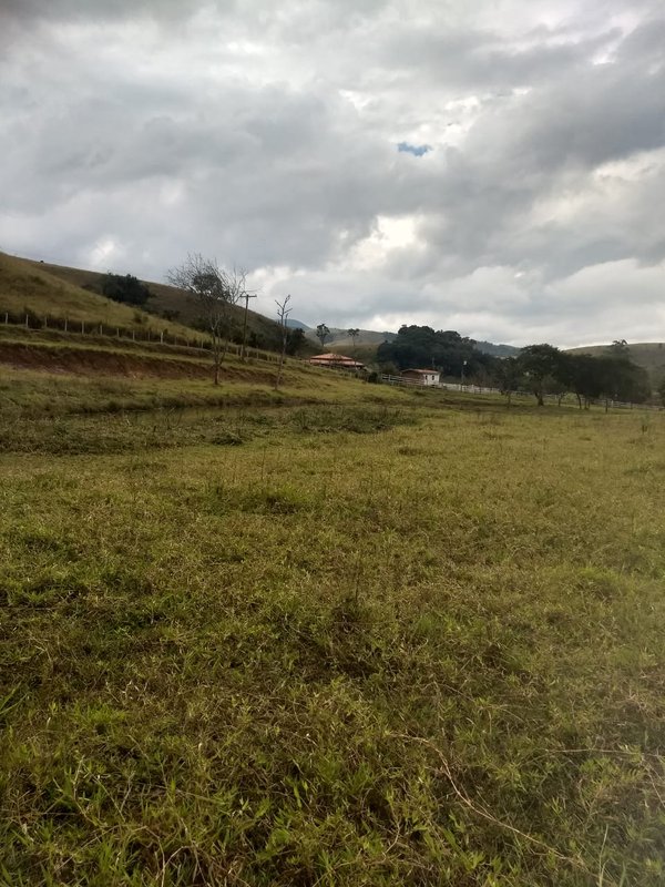 SÍTIO COM 17 ALQUEIRES EM LAGOINHA, S.P - LAGOINHA - 