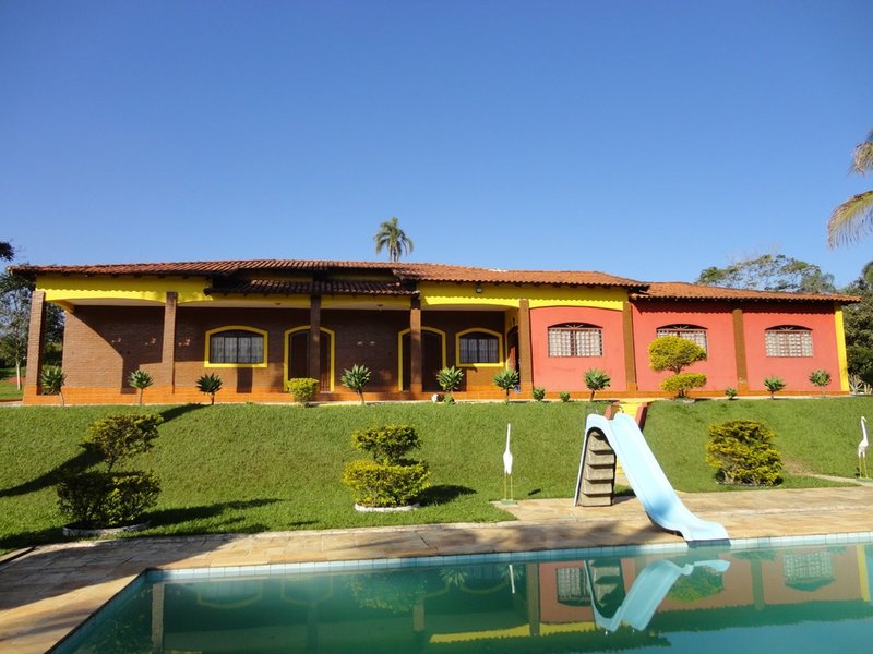SITIO COM 237.000 METROS EM GUARAREMA - Guararema - 