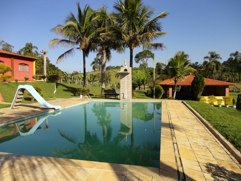 SITIO COM 237.000 METROS EM GUARAREMA - Guararema - 