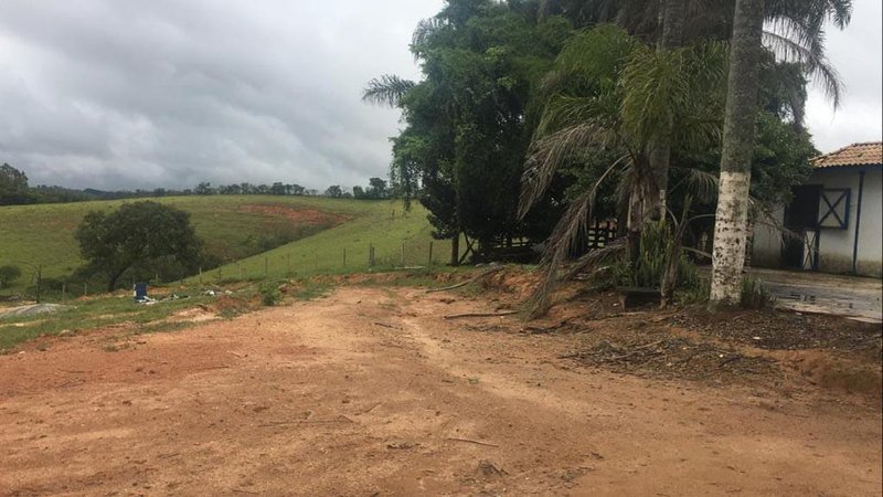 FAZENDA COM 370 HECTARES NA REGIÃO DE SERITINGA MG - SERITINGA - 