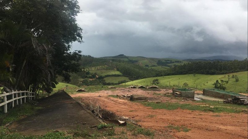 FAZENDA COM 370 HECTARES NA REGIÃO DE SERITINGA MG - SERITINGA - 