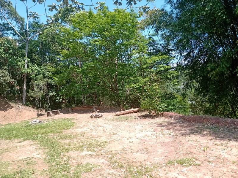 CHACARA EM CONDOMINIO COM 10.000 METROS EM SÃO JOSE DOS CAMPOS - São José dos Campos - 