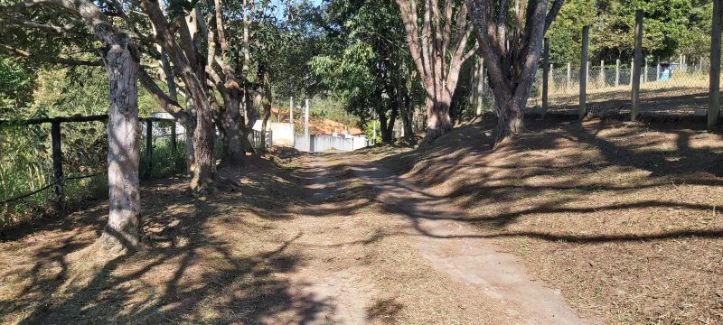 CHACARA EM CONDOMINIO COM 6.181 METROS EM JACAREI - Jacareí - 