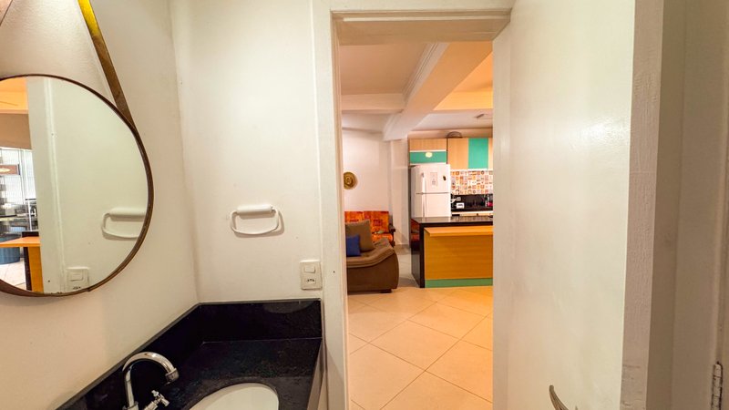 Casa Fora de Condomínio na Praia de Juquehy, 4 quartos, 350m². - LOCAÇÃO ANUAL Caminho do Caçador São Sebastião - 