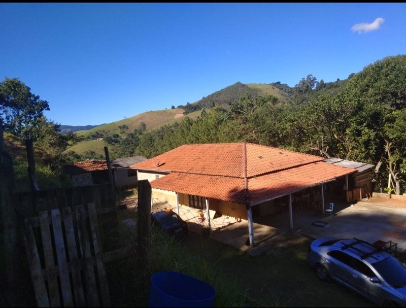 CHACARA COM 17.000 METROS EM MONTEIRO LOBATO - MONTEIRO LOBATO - 