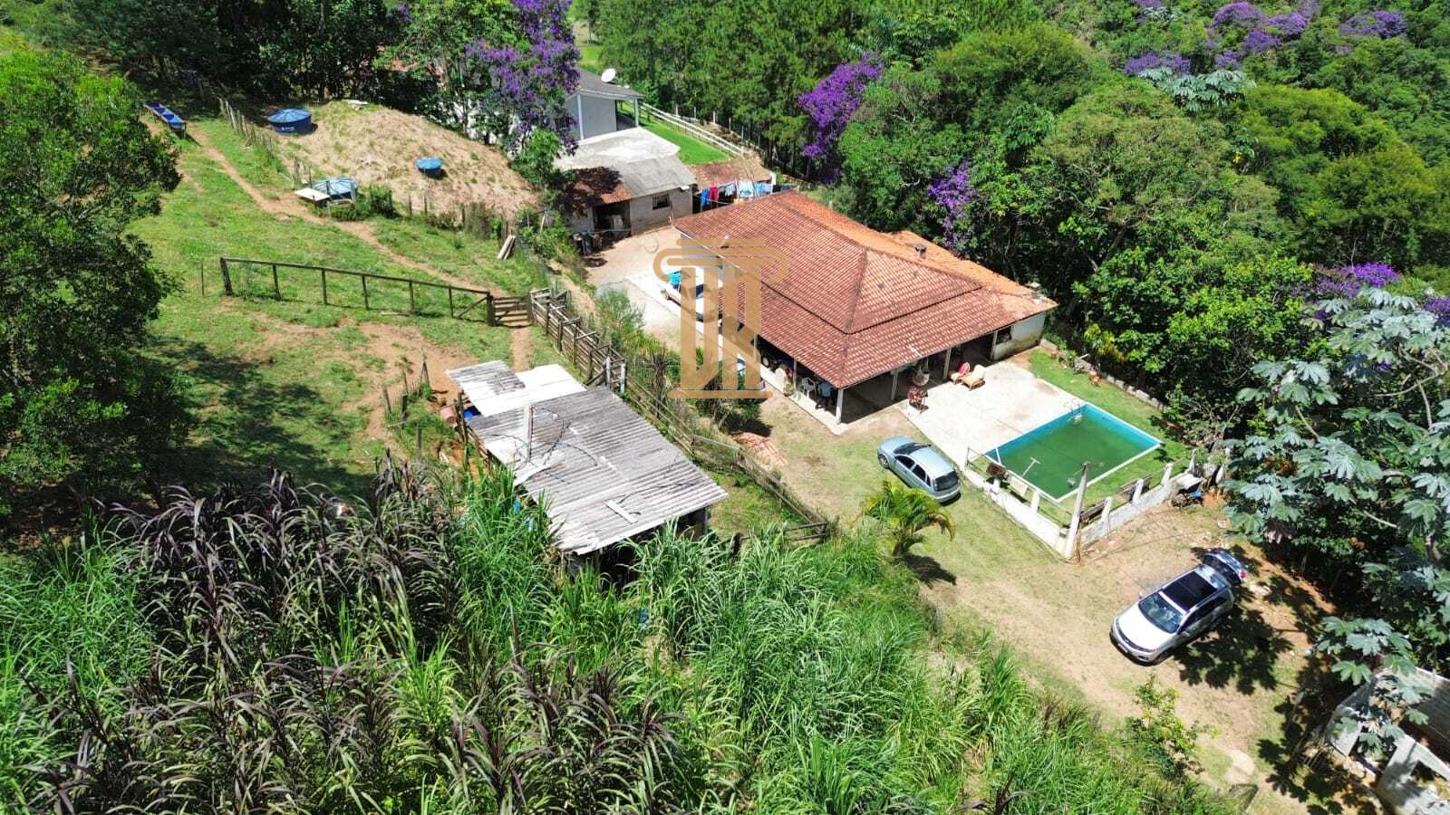 MARAVILHOSA CH&Aacute;CARA DE 17.000M&sup2; COM PISCINA EM MONTEIRO LOBATO - SP  MONTEIRO LOBATO - 