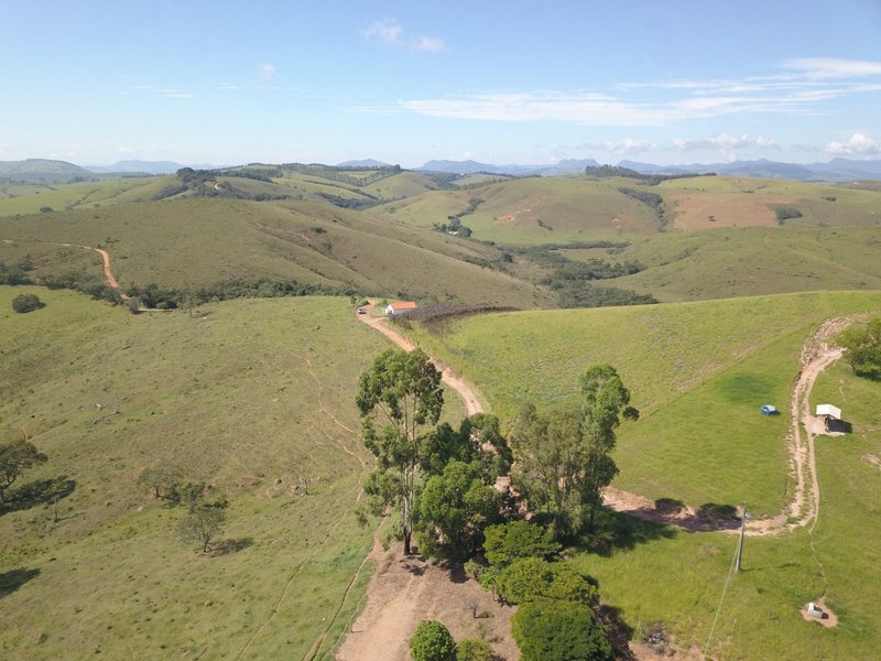 FAZENDA COM 178 HECTARES NA REGIÃO DE SERRANO MG - SERRANOS - 