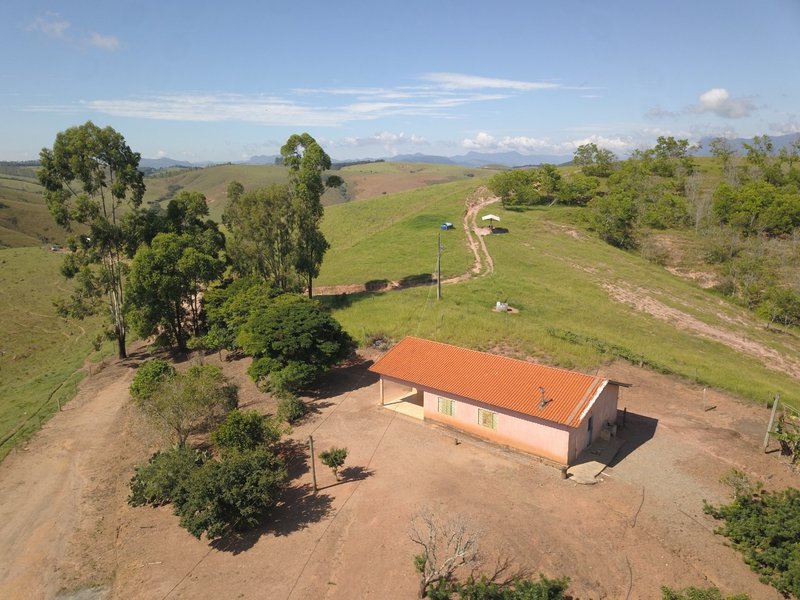 FAZENDA COM 178 HECTARES NA REGIÃO DE SERRANO MG - SERRANOS - 