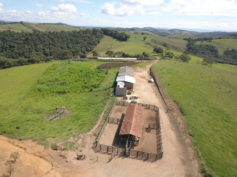 FAZENDA COM 178 HECTARES NA REGIÃO DE SERRANO MG - SERRANOS - 