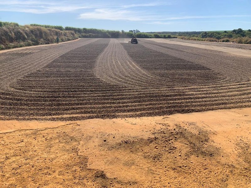 FAZENDA COM 1.000 HECTARES EM NA REGIÃO DE UNAÍ MG - Unaí - 
