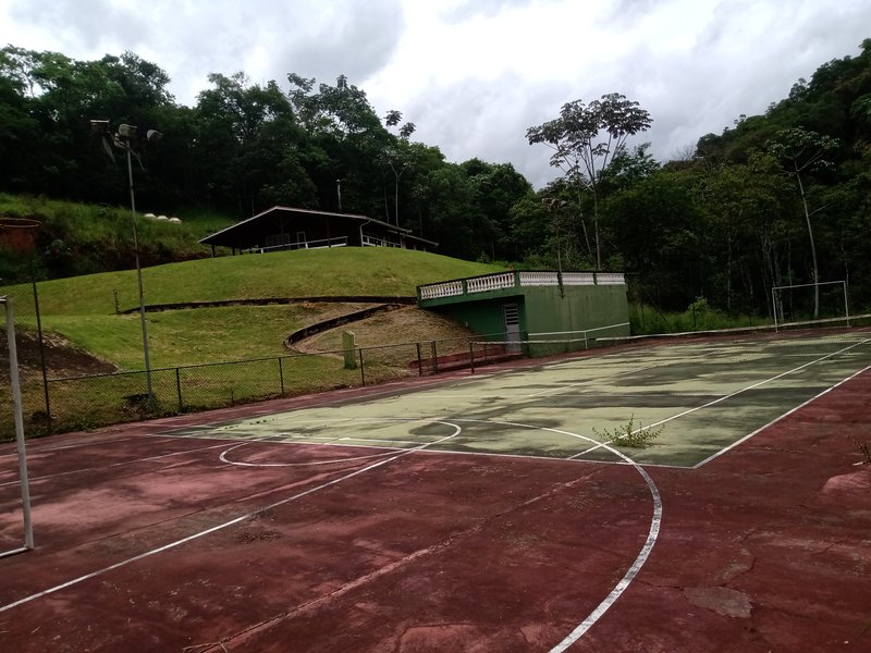 SITIO COM 14 ALQUEIRES EM JAMBEIRO SP - JAMBEIRO - 