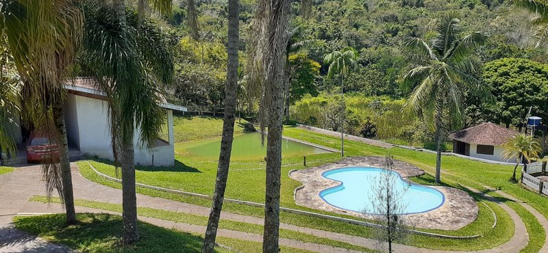 POUSADA OU ACAMPAMENTO COM 30 ALQUEIRES EM SÃO JOSE DOS CAMPOS SP - São José dos Campos - 