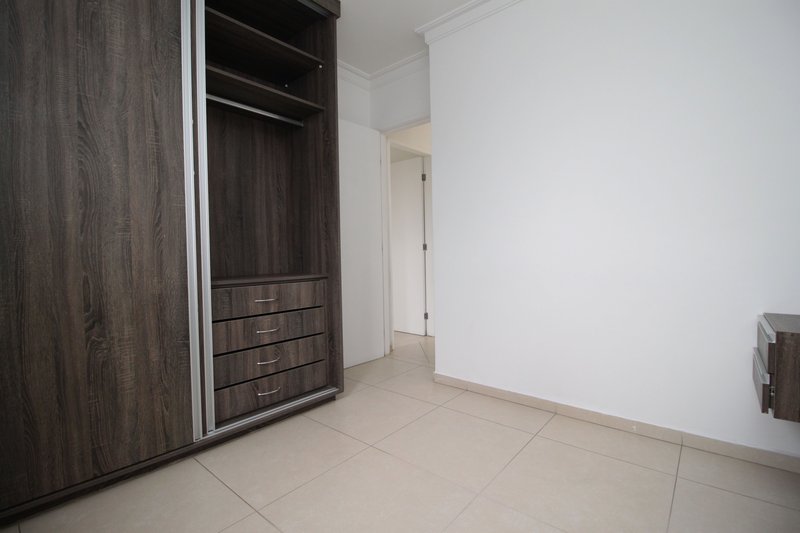 Apartamento para venda com 50m², 02 dormitórios, 01 banheiro e 01 vaga de garagem Rua Manoel Salgado São Paulo - 