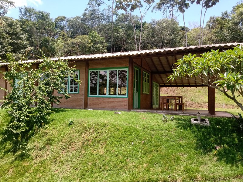 CHACARA NO CONDOMINIO COM 20.000 METROS EM SÃO JOSE DOS CAMPOS SP - São José dos Campos - 