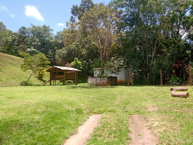 CHACARA NO CONDOMINIO COM 20.000 METROS EM SÃO JOSE DOS CAMPOS SP - São José dos Campos - 