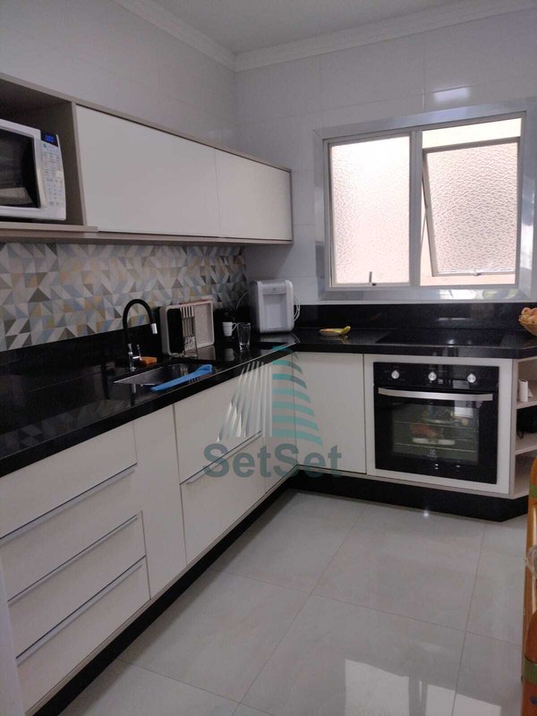 Apartamento para locação temporada  de 3 dormitórios e 1 suíte - Enseada - Guarujá/SP - Guarujá - 
