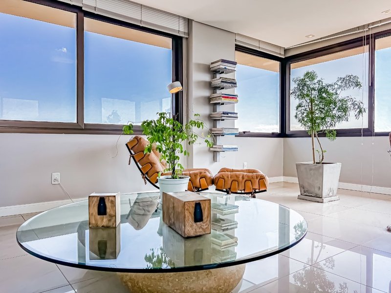 Apartamento 3 Dormitórios, Rio Branco Cônego Viana Porto Alegre - 