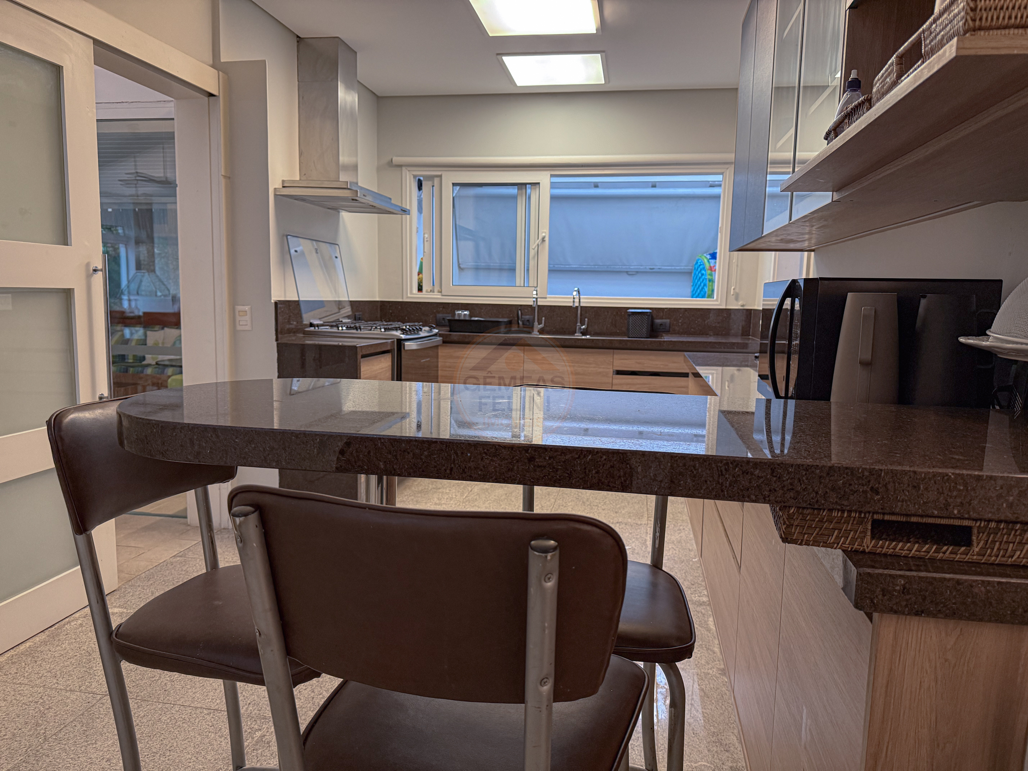 Casa na Praia do Engenho com 5 Su&iacute;tes em Condom&iacute;nio Estilo Clube - LOCA&Ccedil;&Atilde;O MENSAL / DI&Aacute;RIA  São Sebastião - 