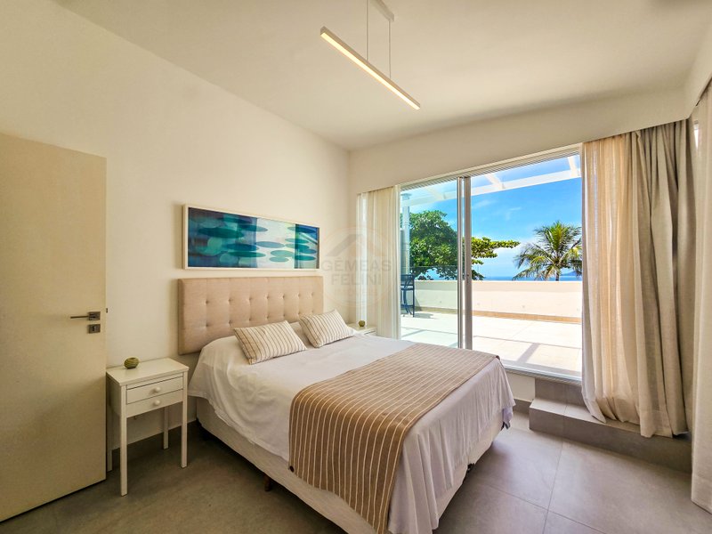 Casa luxuosa frente ao mar com 6 suítes, Praia de Barra do Una - VENDA / LOCAÇÕES  São Sebastião - 
