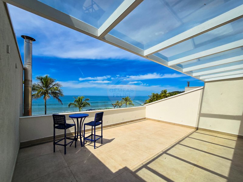 Casa luxuosa frente ao mar com 6 suítes, Praia de Barra do Una - VENDA / LOCAÇÕES  São Sebastião - 