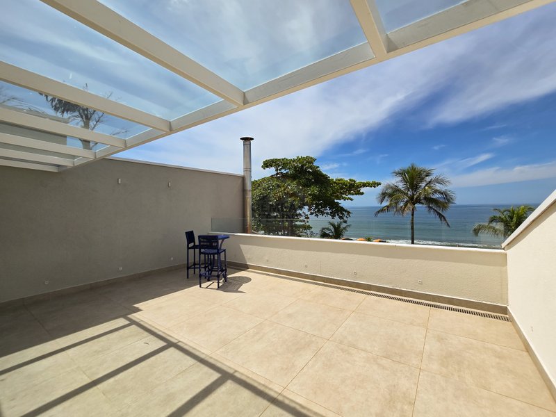Casa luxuosa frente ao mar com 6 suítes, Praia de Barra do Una - VENDA / LOCAÇÕES  São Sebastião - 
