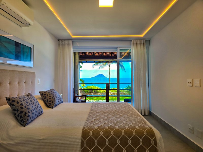Casa luxuosa frente ao mar com 6 suítes, Praia de Barra do Una - VENDA / LOCAÇÕES  São Sebastião - 