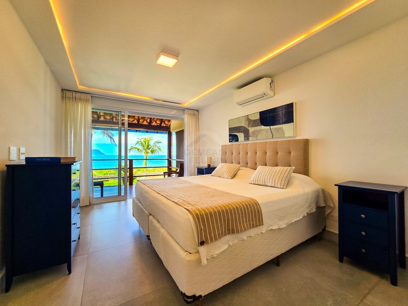 Casa luxuosa frente ao mar com 6 suítes, Praia de Barra do Una - VENDA / LOCAÇÕES  São Sebastião - 