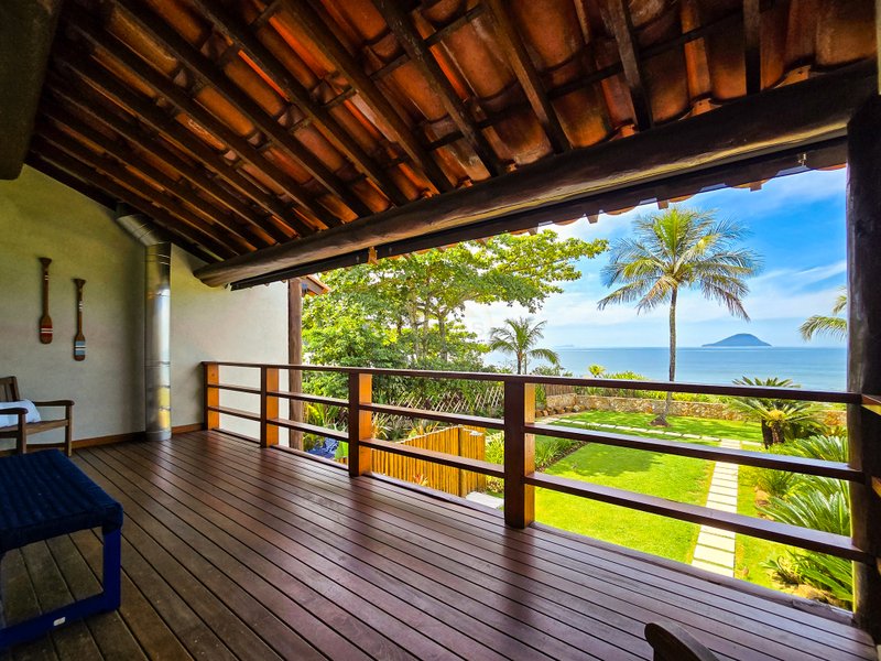 Casa luxuosa frente ao mar com 6 suítes, Praia de Barra do Una - VENDA / LOCAÇÕES  São Sebastião - 