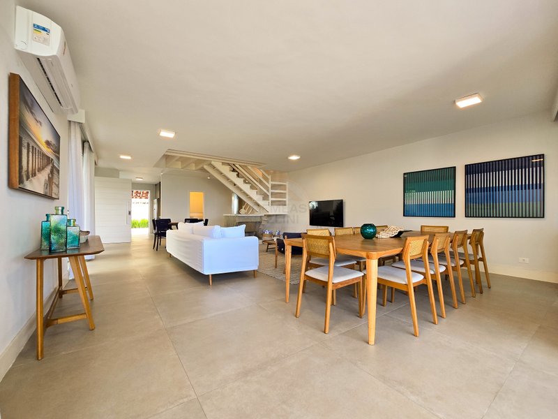 Casa luxuosa frente ao mar com 6 suítes, Praia de Barra do Una - VENDA / LOCAÇÕES  São Sebastião - 