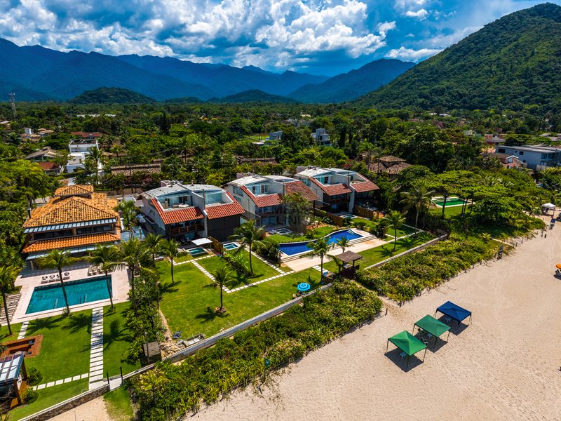 Casa luxuosa frente ao mar com 6 suítes, Praia de Barra do Una - VENDA / LOCAÇÕES  São Sebastião - 