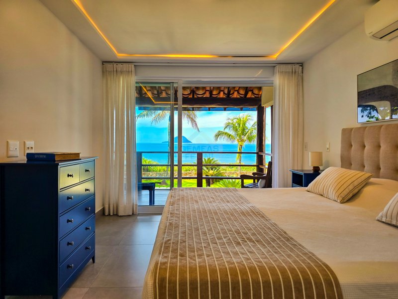 Casa luxuosa frente ao mar com 6 suítes, Praia de Barra do Una - VENDA / LOCAÇÕES  São Sebastião - 
