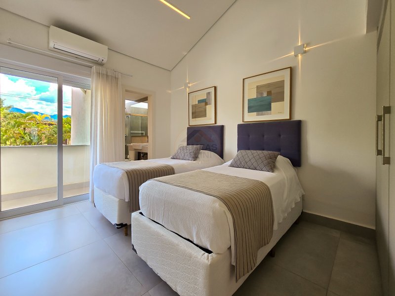 Casa luxuosa frente ao mar com 6 suítes, Praia de Barra do Una - VENDA / LOCAÇÕES  São Sebastião - 