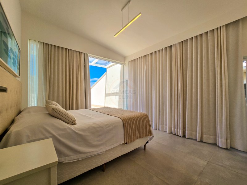 Casa luxuosa frente ao mar com 6 suítes, Praia de Barra do Una - VENDA / LOCAÇÕES  São Sebastião - 