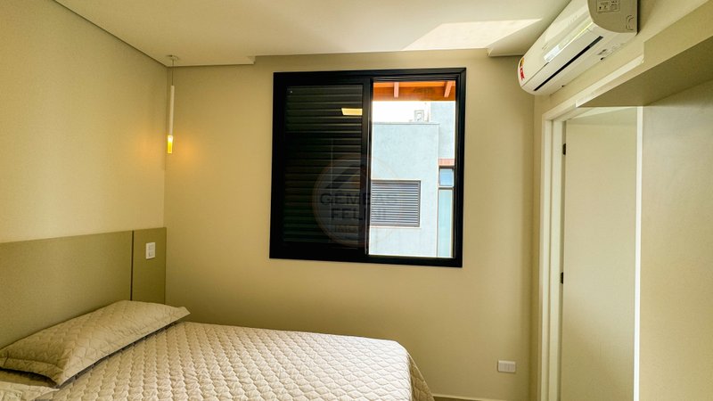 CASA EM CONDOMÍNIO À VENDA NA PRAIA DE JUQUEHY! - São Sebastião - 